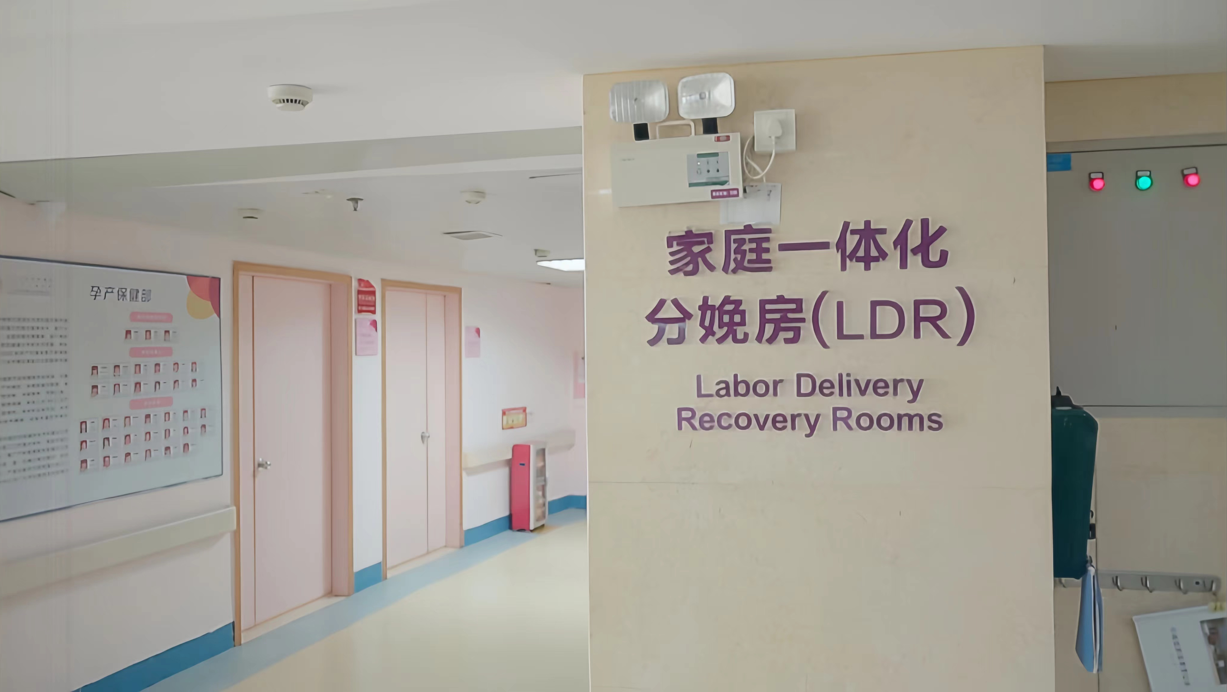 大巨龍同質(zhì)透心地板